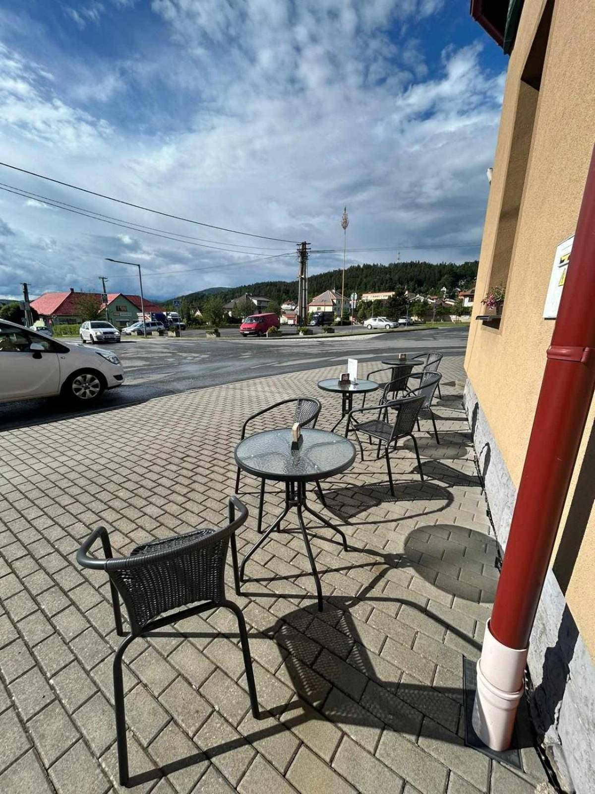 Penzion A Restaurace Na Salasi Hutisko Zewnętrze zdjęcie