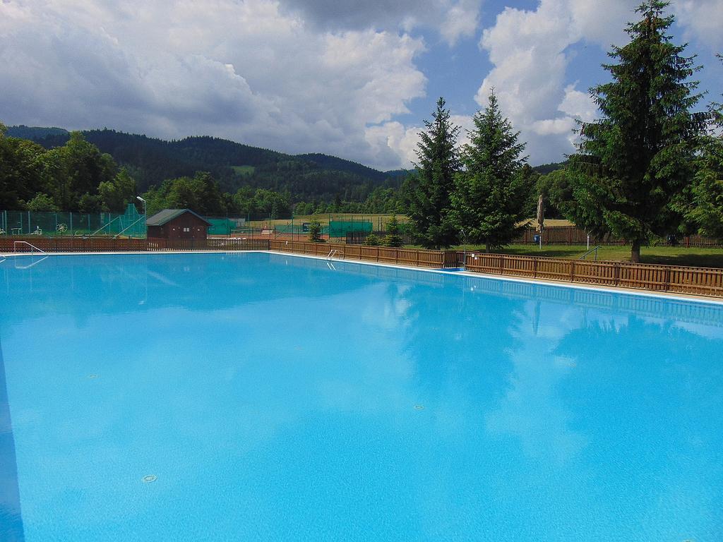Penzion A Restaurace Na Salasi Hutisko Zewnętrze zdjęcie